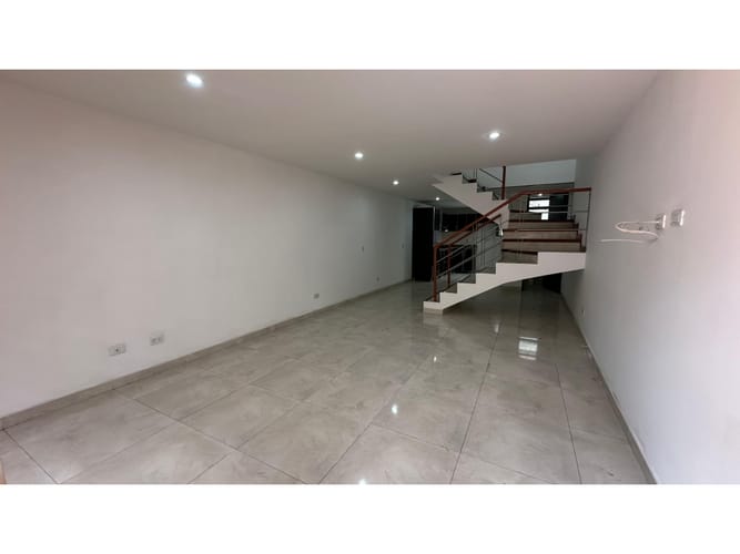 Casa de 3 alcobas en arriendo en Cota, 170 m² · foto 6 de 24