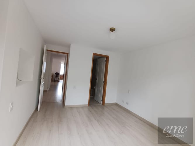 Apartamento de 3 alcobas en arriendo en Transversal Superior, Medellín, 110 m² · foto 3 de 24
