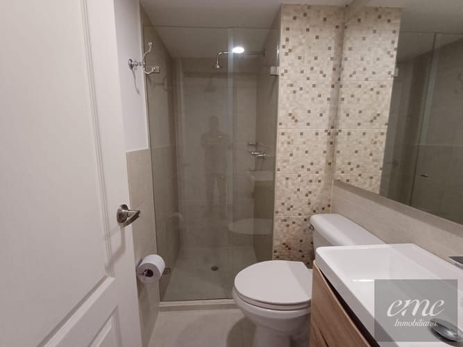 Apartamento de 3 alcobas en arriendo en Transversal Superior, Medellín, 110 m² · foto 17 de 24