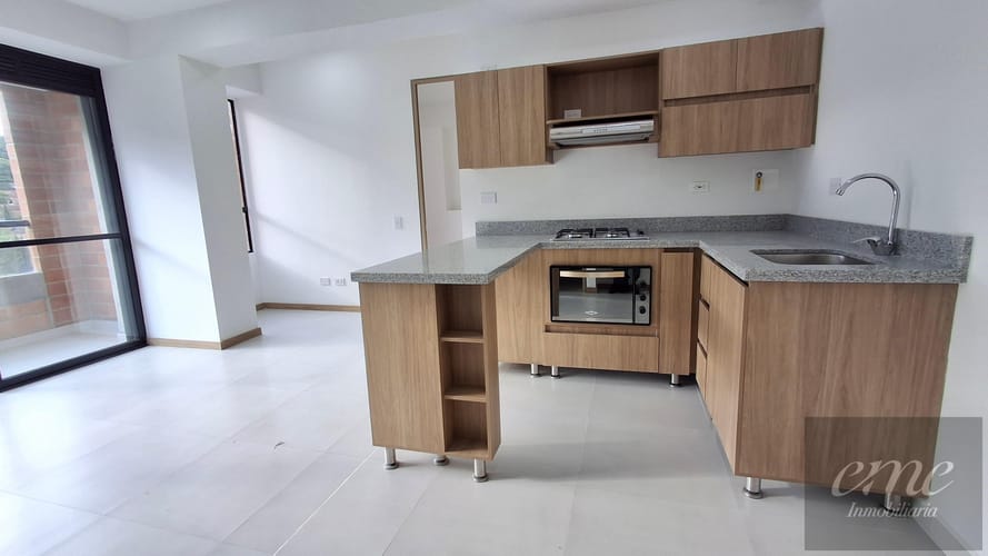 Apartamento de 2 alcobas en venta en La Chinca, La Estrella, 60 m² · foto 2 de 14