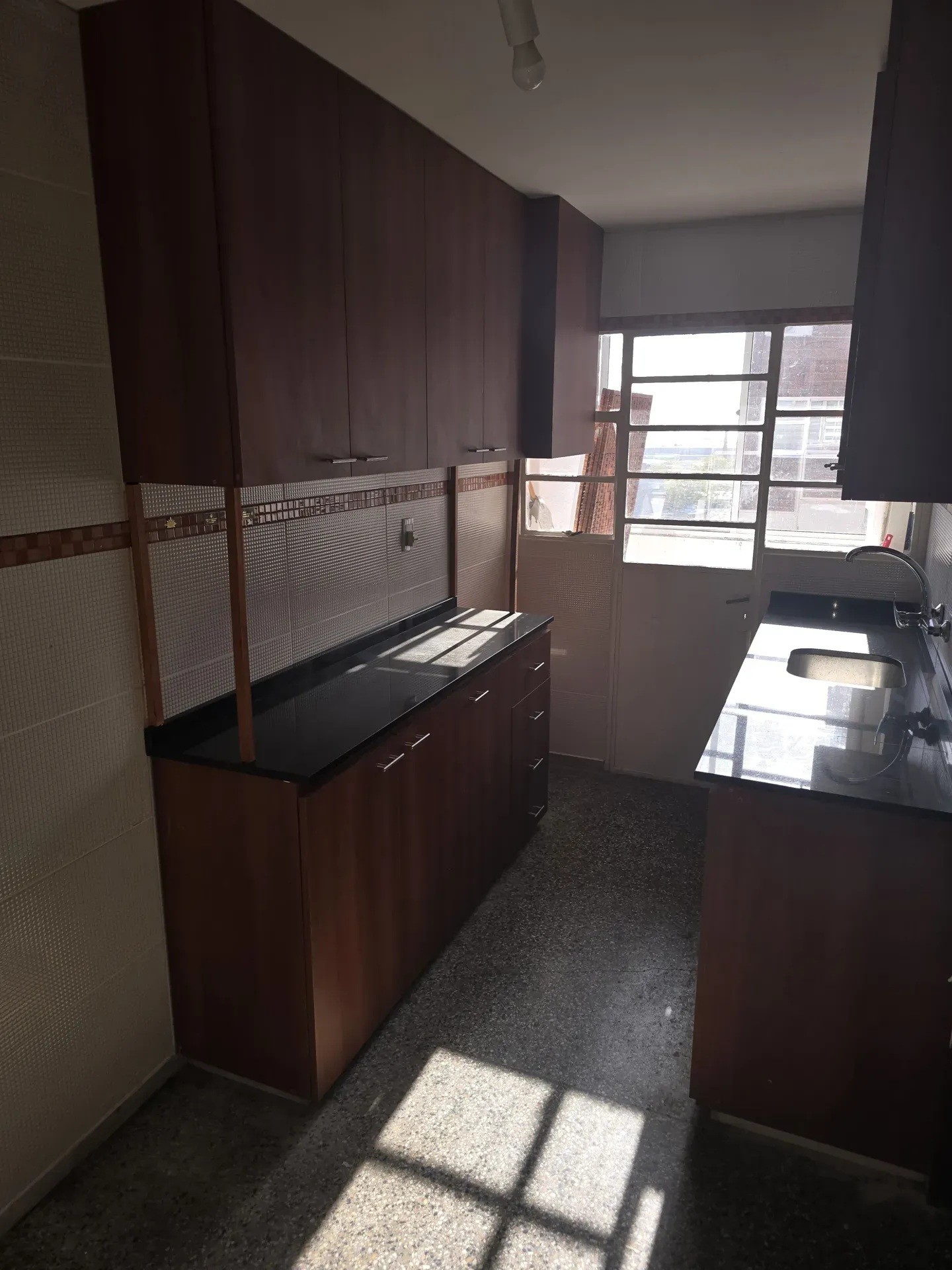 ALQUILER EN AGUADA DE 3 DORMITORIOS, PISO 10 AL FRENTE, BALCON Y TERRAZA LAVADERO, PORTERIA, GARAJE · Foto 12