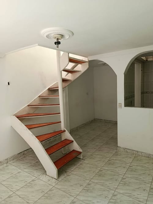 Casa en venta en Rodesia, Bogotá · foto 3 de 19
