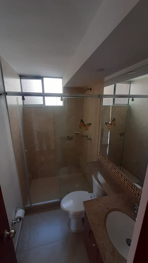 Apartamento de 3 alcobas en venta en Zona Centro, Madrid, 75 m² · foto 23 de 24