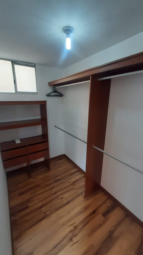 Apartamento de 3 alcobas en venta en Zona Centro, Madrid, 75 m² · foto 12 de 24