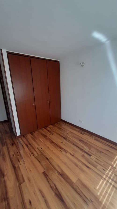 Apartamento de 3 alcobas en venta en Zona Centro, Madrid, 75 m² · foto 14 de 24