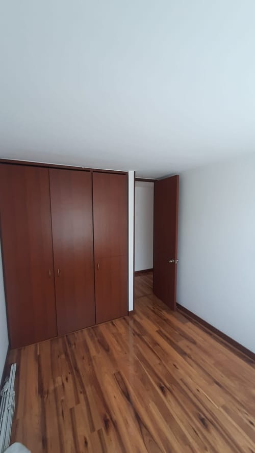Apartamento de 3 alcobas en venta en Zona Centro, Madrid, 75 m² · foto 15 de 24