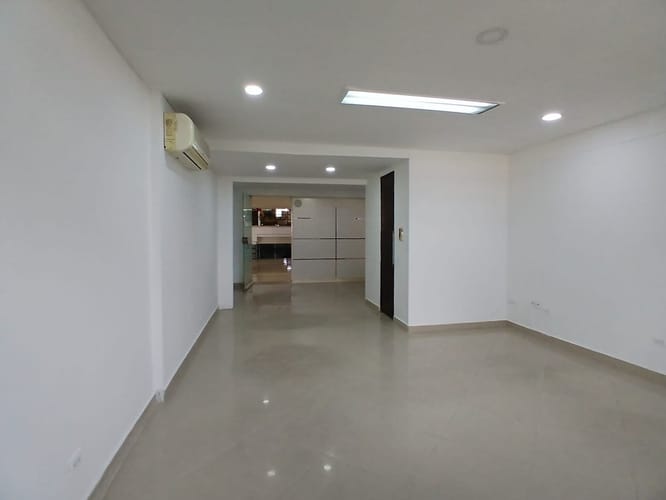 Oficina en venta en Laureles, Medellín, 30 m² · foto 5 de 7