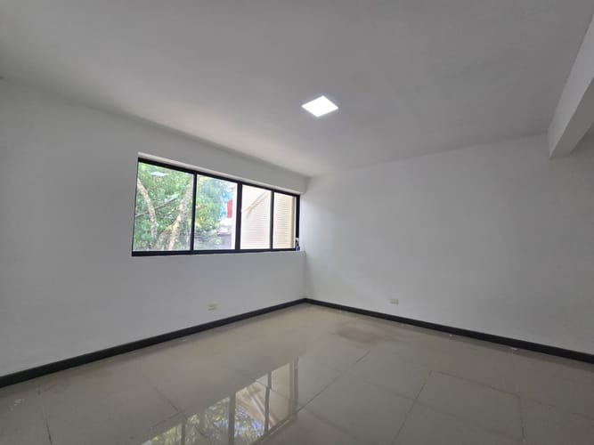 Oficina en arriendo en Belén, Medellín, 180 m² · foto 13 de 18