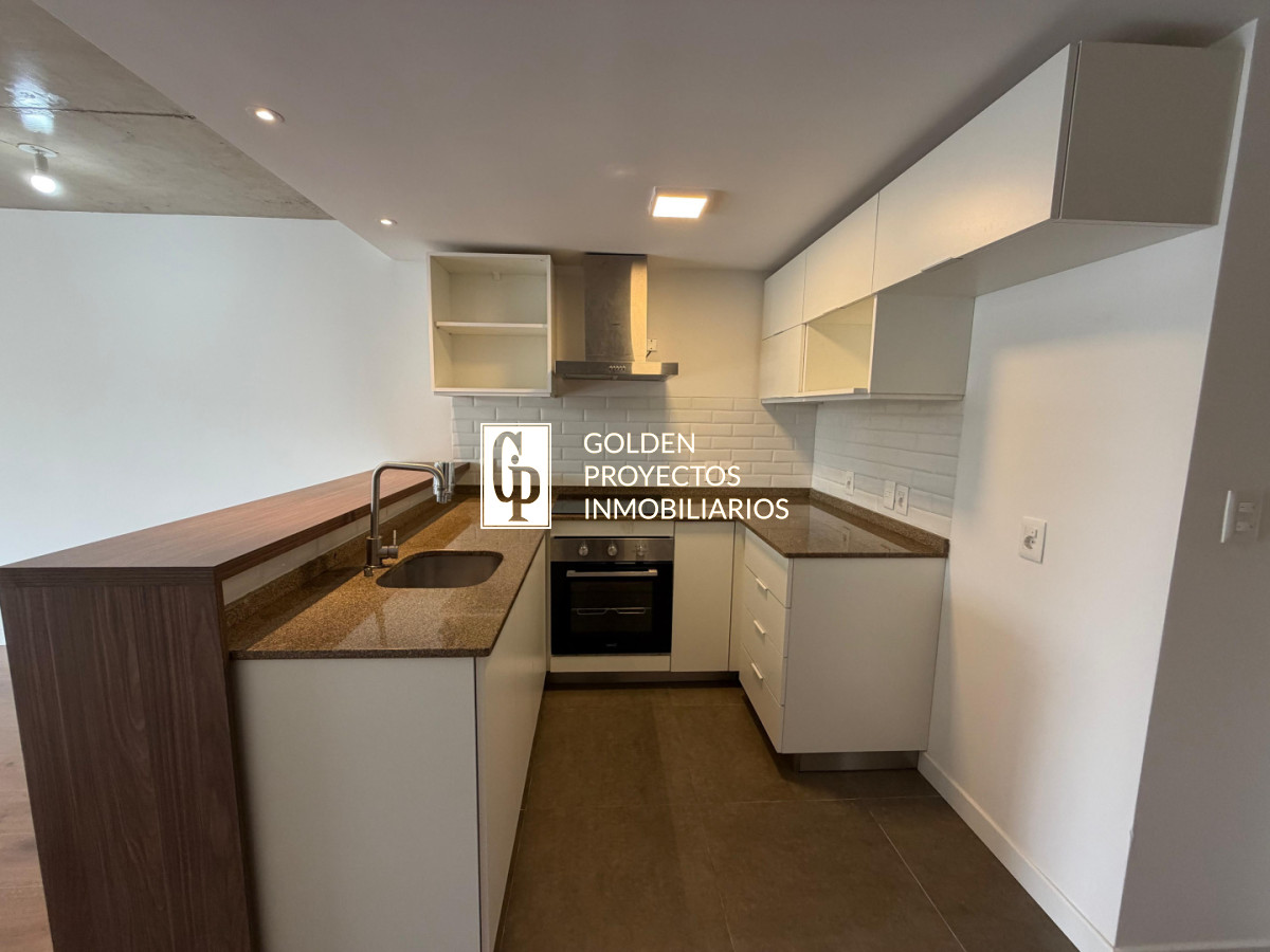 Apartamento en Alquiler 1 Dormitorio con Garage en Malvín · Foto 7