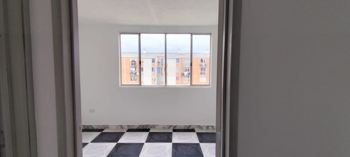 Apartamento de 2 alcobas en venta en Cr. Torrentes, Soacha, 43 m² · foto 10 de 13