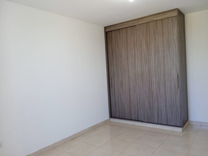 Edificio en venta en Los Guaduales, Cali, 280 m² · foto 8 de 10