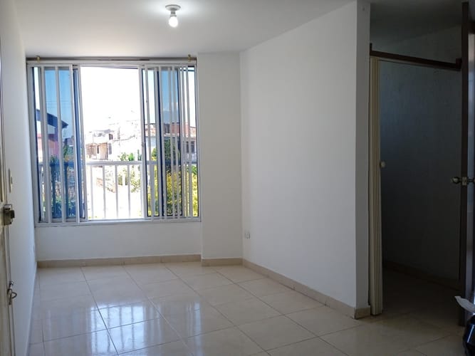 Edificio en venta en Los Guaduales, Cali, 280 m² · foto 9 de 10