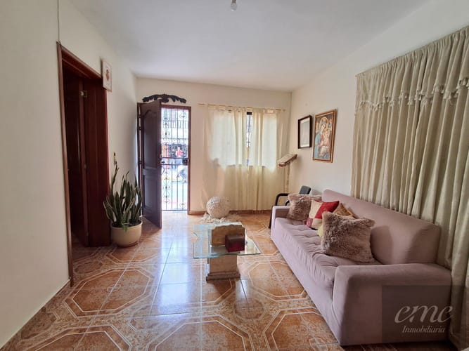 Apartamento de 5 alcobas en venta en Centro, Itagüí, 126 m² · foto 2 de 23