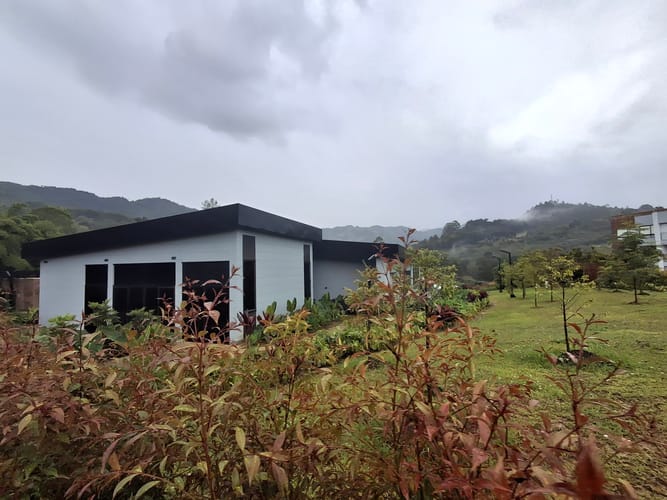 Apartamento de 2 alcobas en arriendo en Yarumal, Rionegro, 126 m² · foto 24 de 24