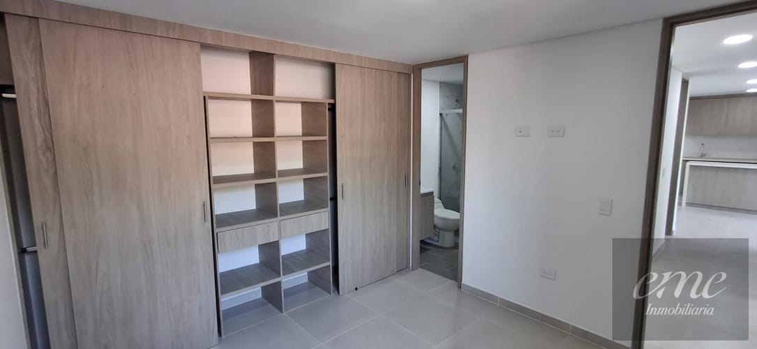 Apartamento de 3 alcobas en venta en La Ospina, La Estrella, 75 m² · foto 16 de 24