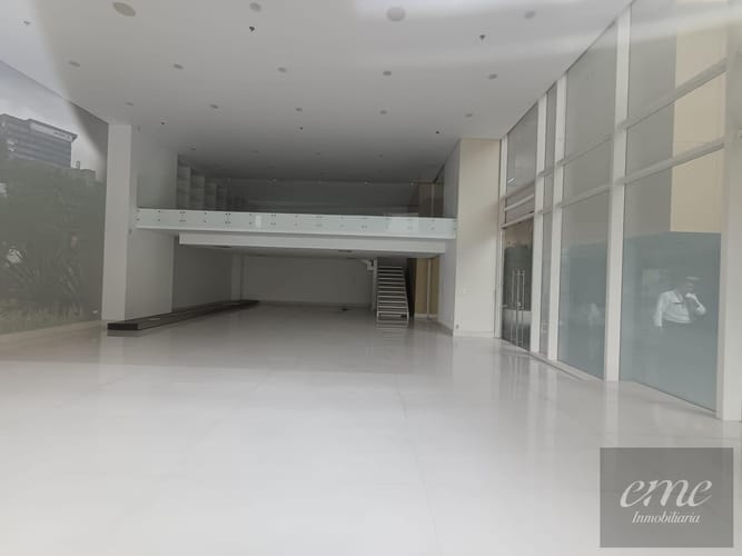 Local en arriendo en Urbanizacion El Pinar Alto, Medellín, 139 m² · foto 3 de 3