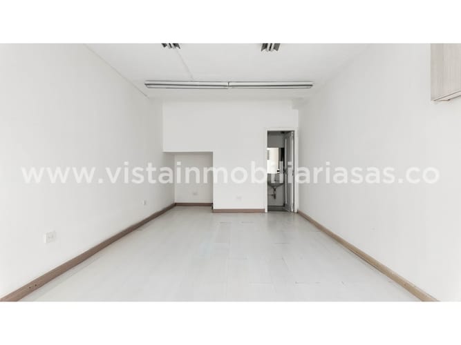 Retail space for rent in Avenida Santander, Manizales