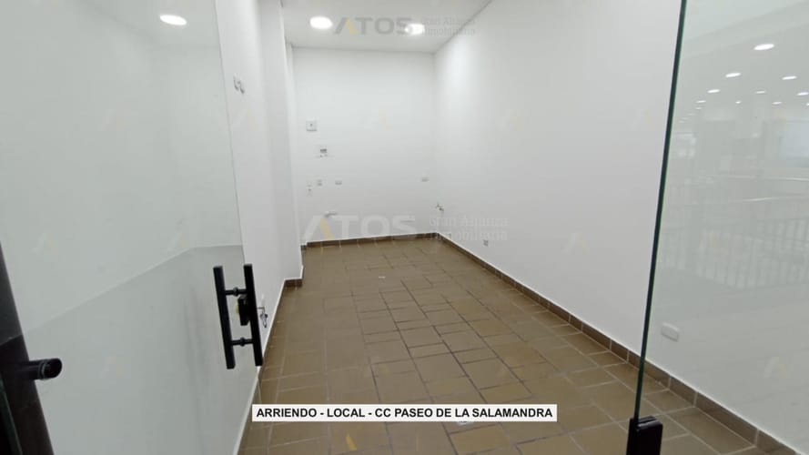 Local en arriendo en Tunja, Tunja, 17 m² · foto 3 de 24