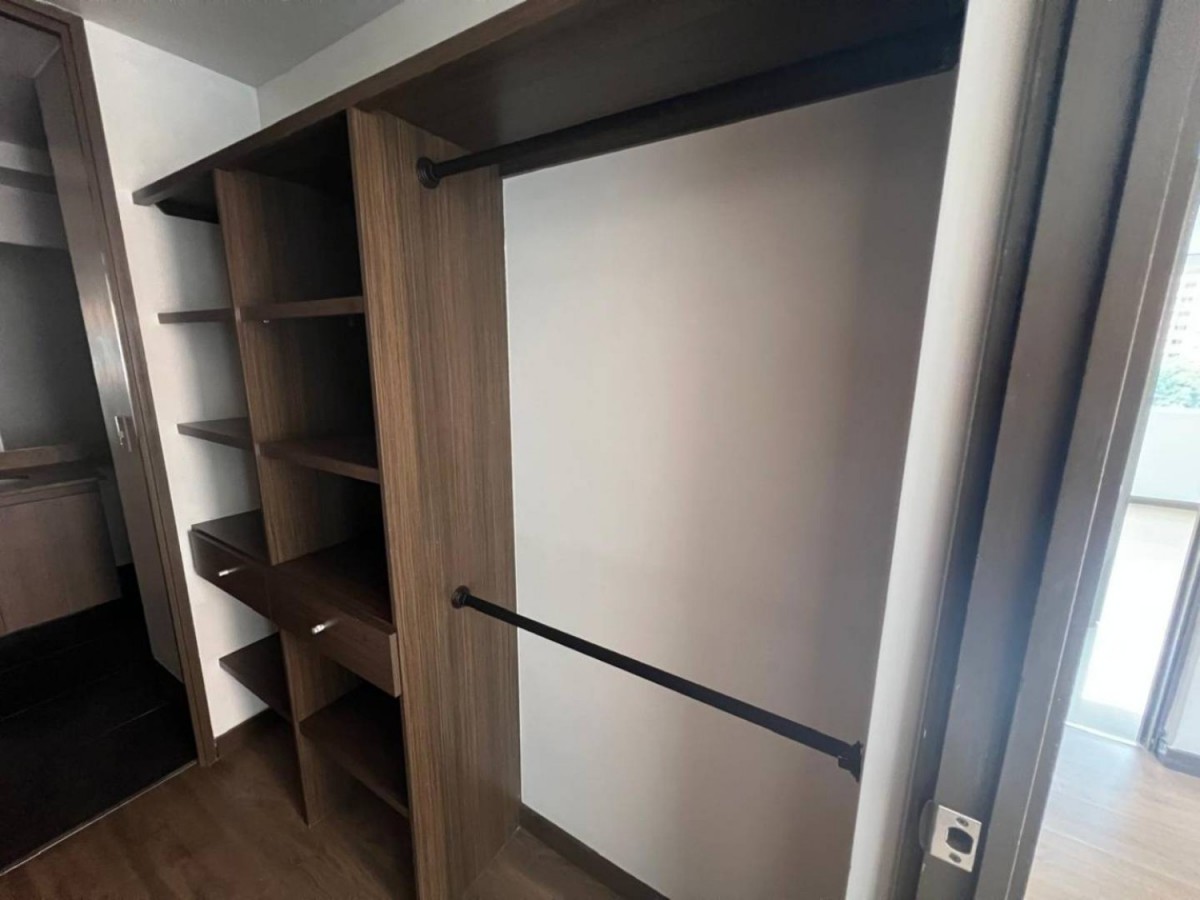 Apartamento en arriendo en Loma Del Esmeraldal, Envigado · foto 18 de 24