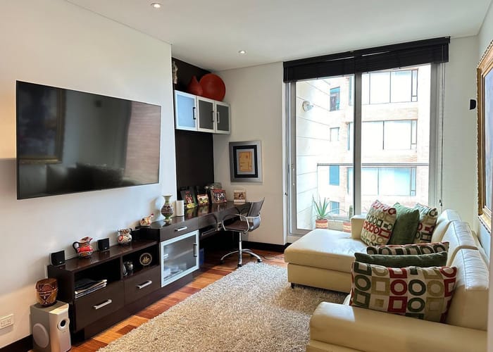 Apartamento de 4 alcobas en venta en Los Rosales, Bogotá, 300 m² · foto 4 de 24