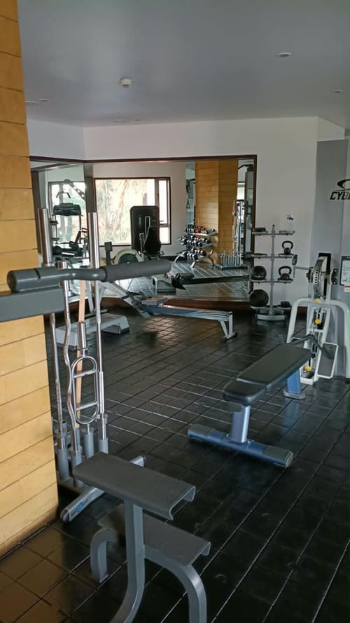 Apartamento de 4 alcobas en venta en Los Rosales, Bogotá, 300 m² · foto 21 de 24