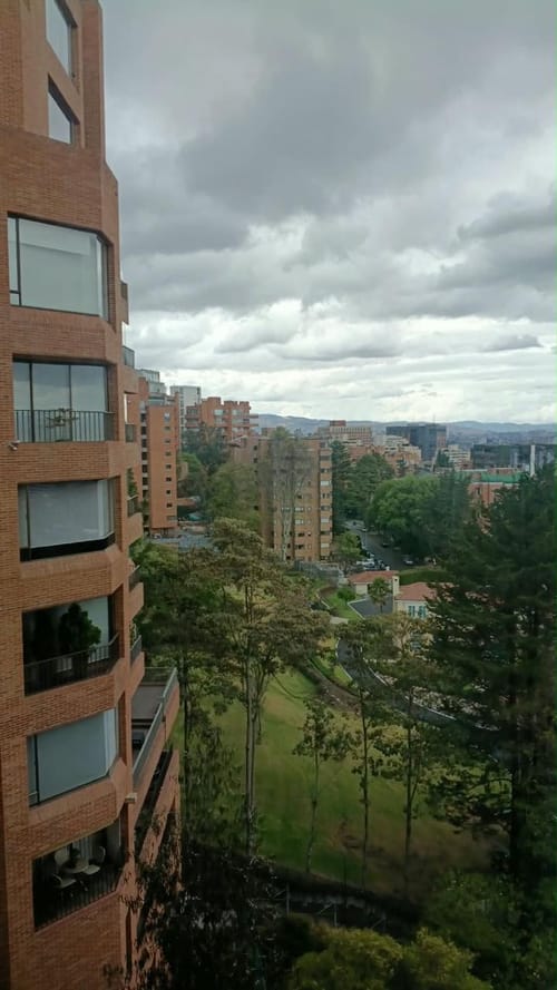 Apartamento de 4 alcobas en venta en Los Rosales, Bogotá, 300 m² · foto 14 de 24