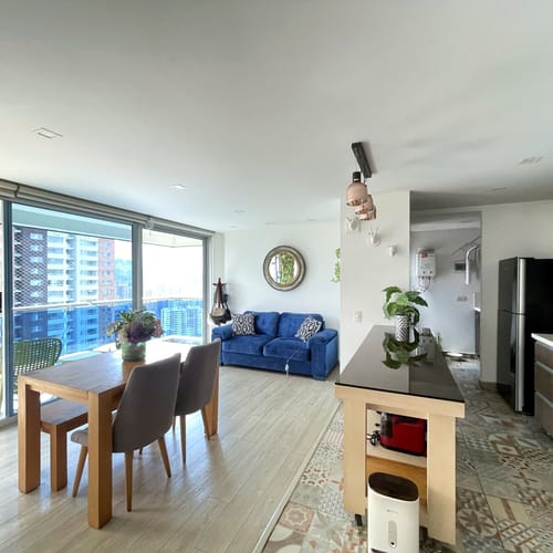 Apartamento de 2 alcobas en venta en Las Lomitas, Sabaneta, 82 m² · foto 2 de 18