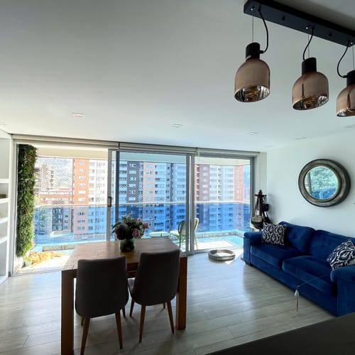 Apartamento de 2 alcobas en venta en Las Lomitas, Sabaneta, 82 m² · foto 10 de 18