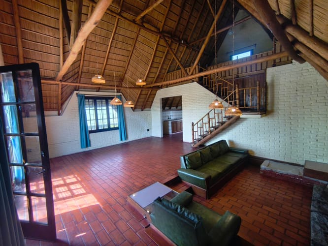 Casa en Alquiler Anual en Costa Azul || 50 metros de Playa 2 pisos · Foto 3