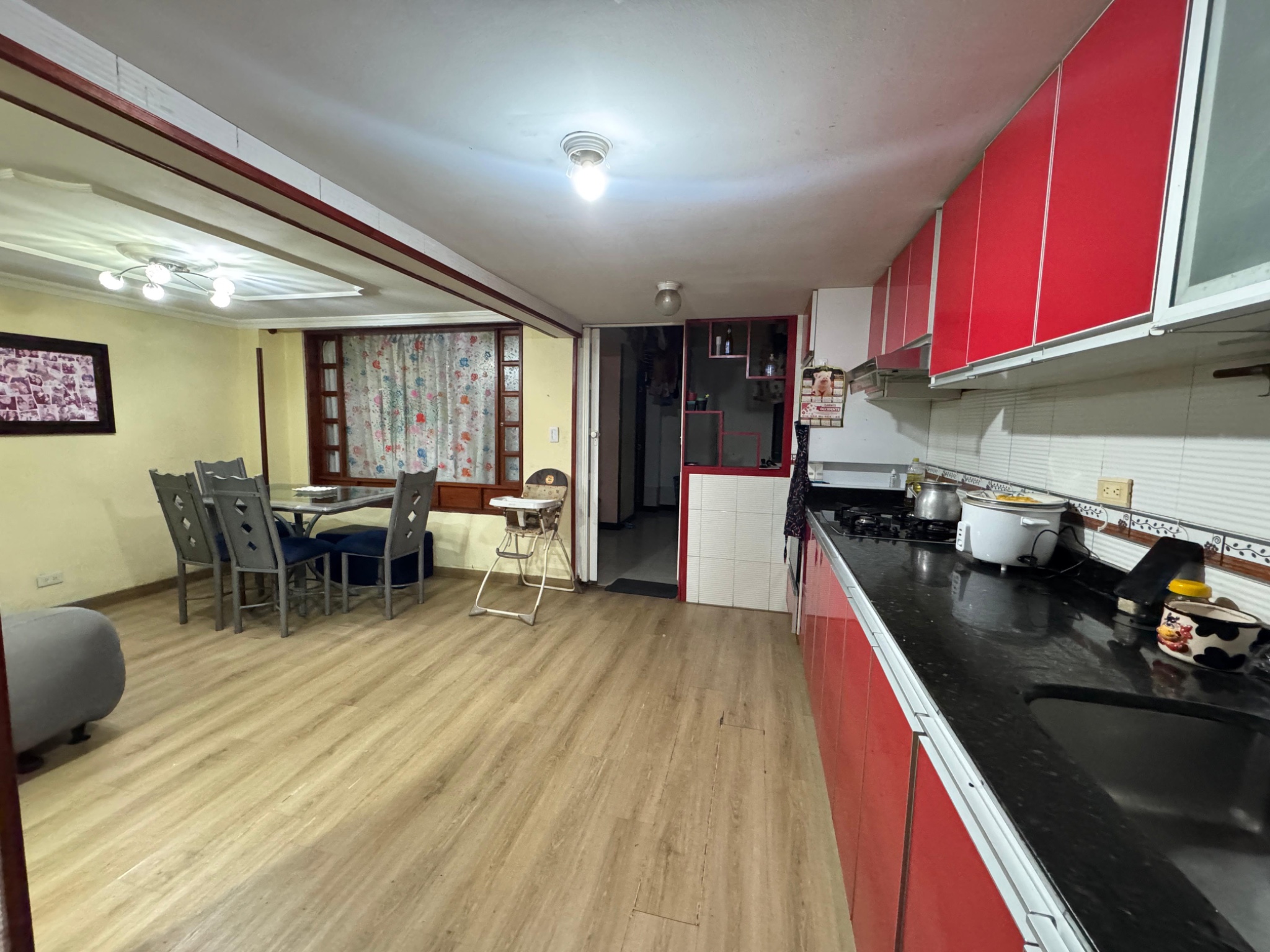 Casa en venta en Alamos, Bogotá · foto 2 de 18