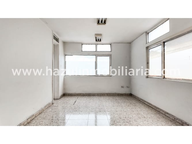 Office for rent in El centro, Manizales