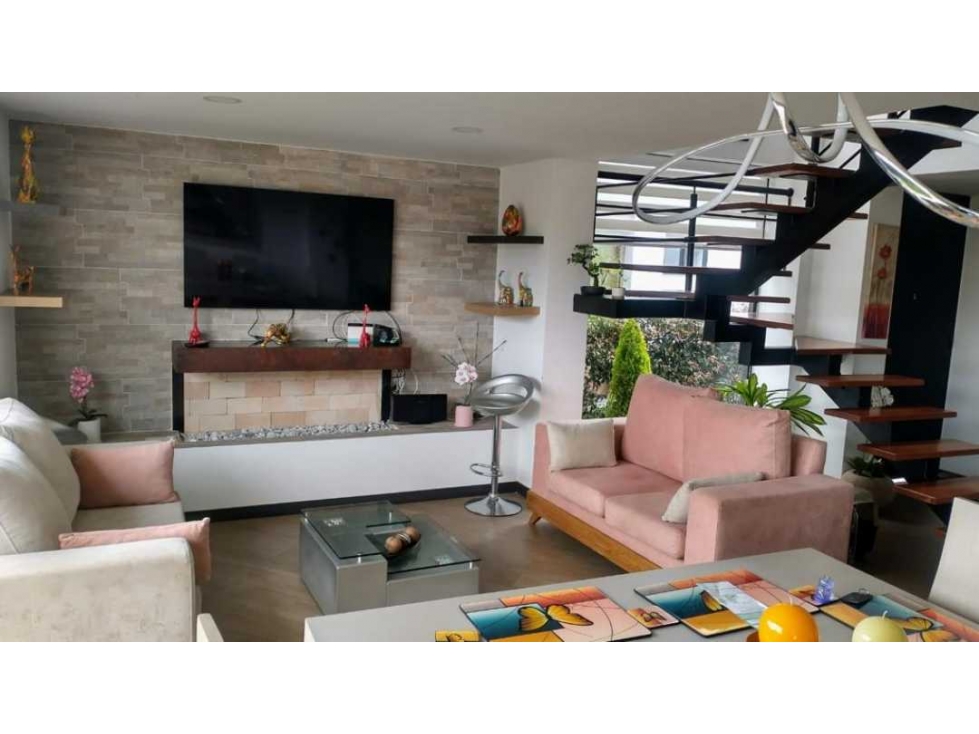 Casa en venta en Chuntame, Cajicá · foto 2 de 16