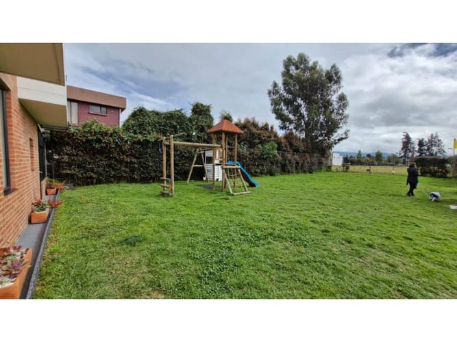 Casa en venta en Yerbabuena, Chía · foto 3 de 24