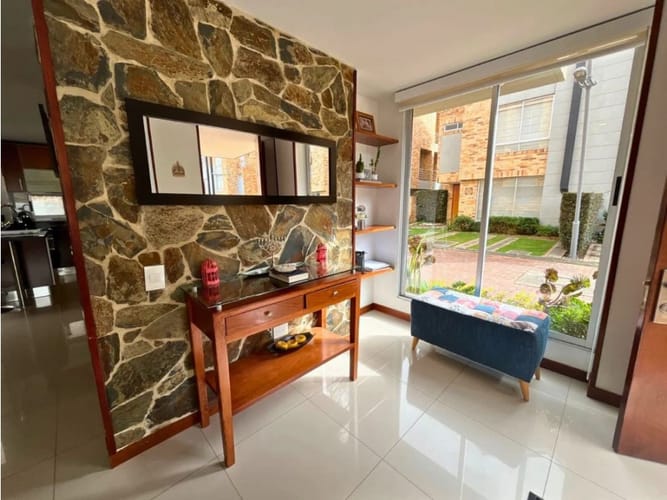 Casa de 3 alcobas en venta en Bojaca, Chía, 174 m² · foto 2 de 16