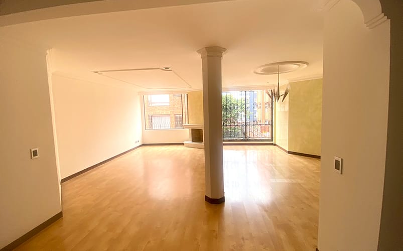 Apartamento en venta en Navarra, Bogotá · foto 2 de 24