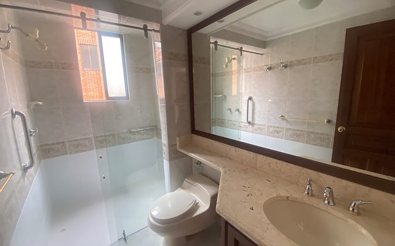 Apartamento en venta en Navarra, Bogotá · foto 14 de 24