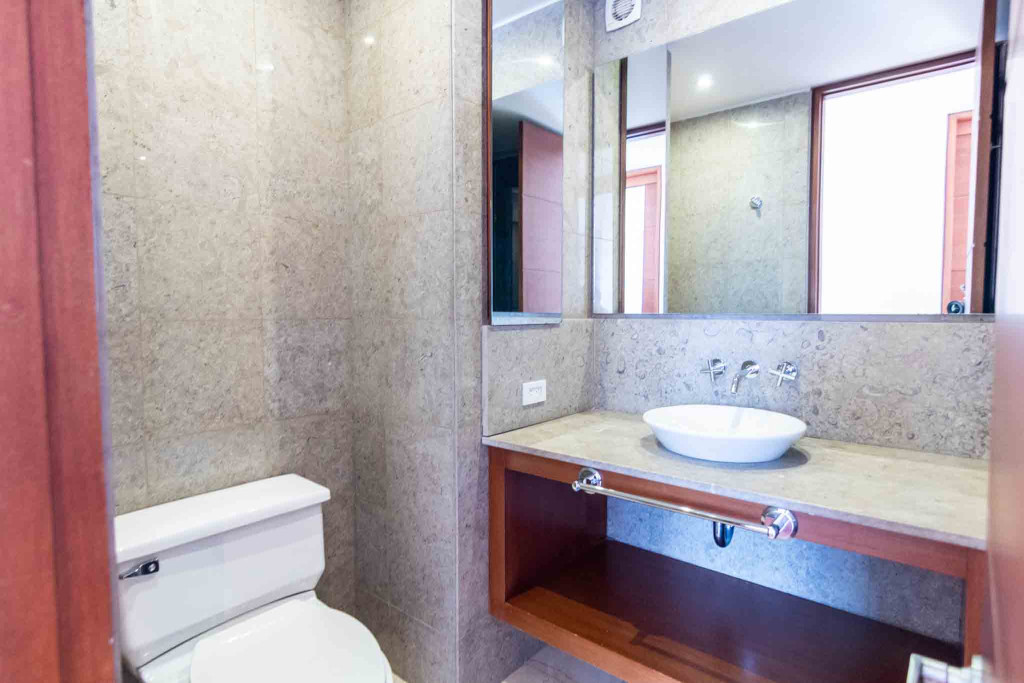 Apartamento en venta en Los Rosales, Bogotá · foto 15 de 24