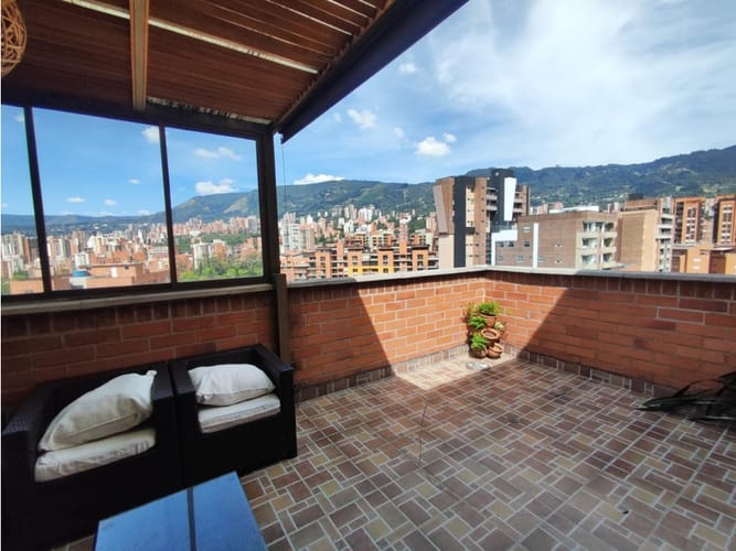 Apartamento de 4 alcobas en arriendo en Las Vegas, Medellín, 190 m² · foto 3 de 24