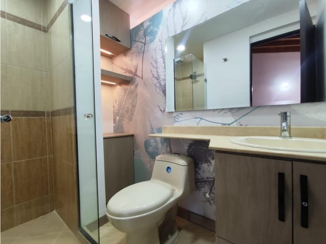 Apartamento de 4 alcobas en arriendo en Las Vegas, Medellín, 190 m² · foto 20 de 24