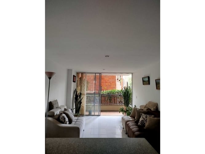 Apartamento de 3 alcobas en venta en La Maria, Copacabana, 72 m² · foto 14 de 24