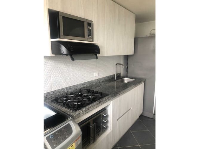 Apartamento en venta en Laureles, Medellín · foto 4 de 20