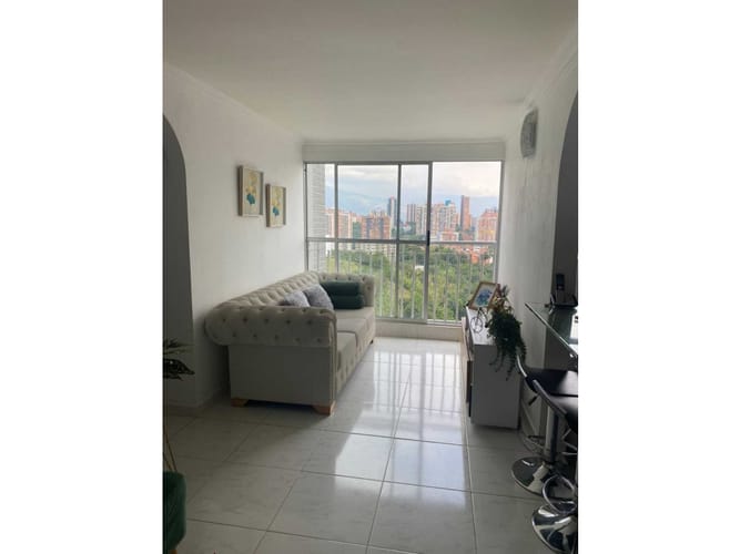 Apartamento en venta en Laureles, Medellín · foto 7 de 20