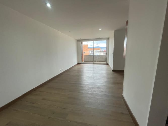 Apartamento de 3 alcobas en arriendo en San Rafael, Bogotá, 90 m² · foto 3 de 24