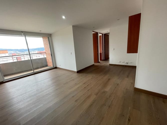 Apartamento de 3 alcobas en arriendo en San Rafael, Bogotá, 90 m² · foto 4 de 24