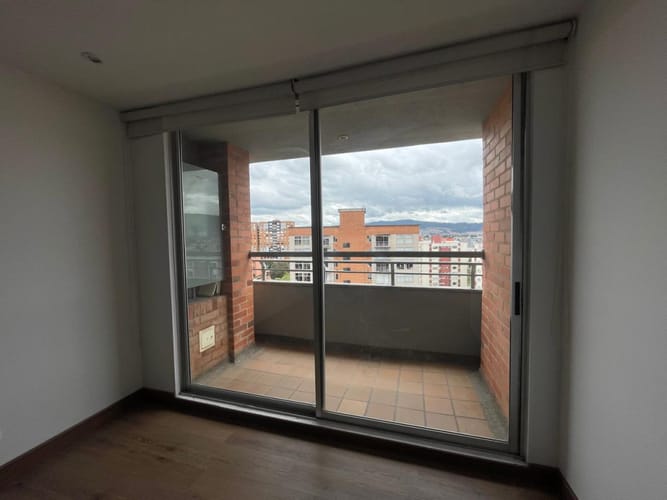 Apartamento de 3 alcobas en arriendo en San Rafael, Bogotá, 90 m² · foto 6 de 24