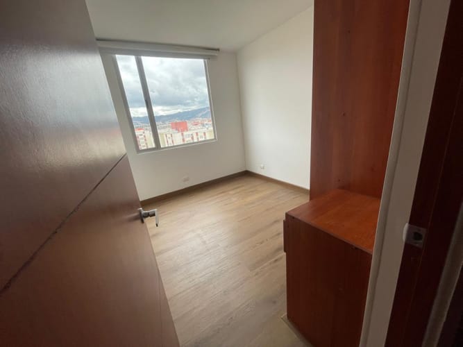 Apartamento de 3 alcobas en arriendo en San Rafael, Bogotá, 90 m² · foto 19 de 24