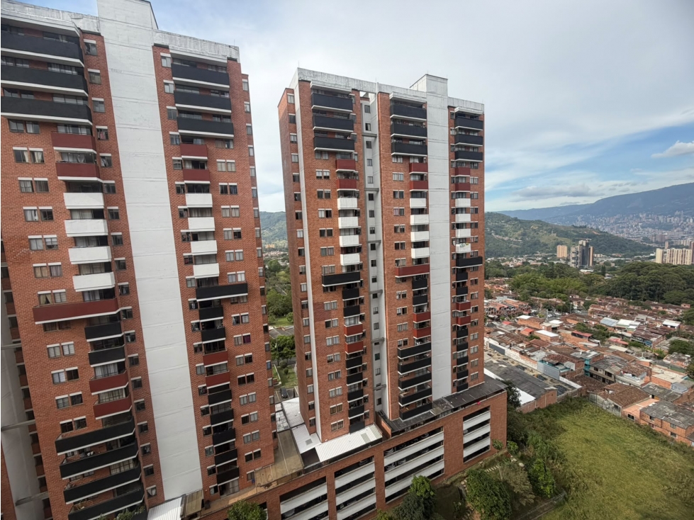 Apartamento en venta en La Ferreria, La Estrella · foto 7 de 7