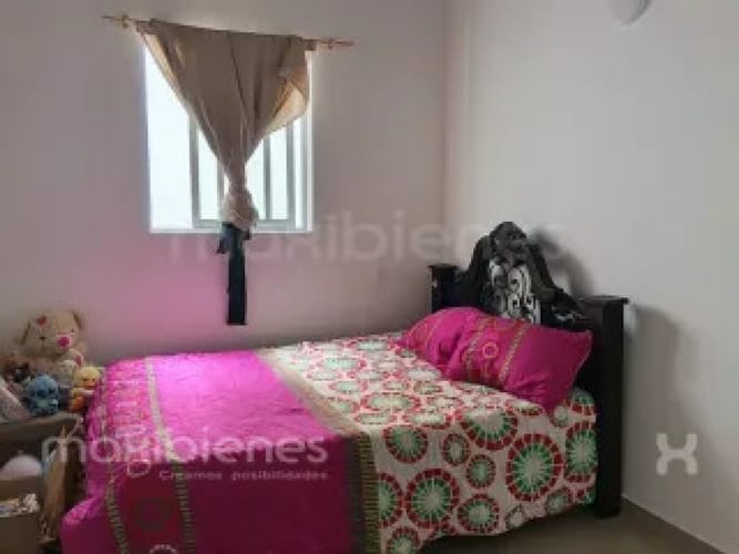 Casa de 4 alcobas en venta en La Ceja, 169 m² · foto 3 de 17