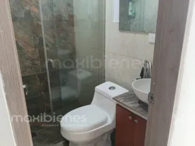 Casa de 4 alcobas en venta en La Ceja, 169 m² · foto 4 de 17