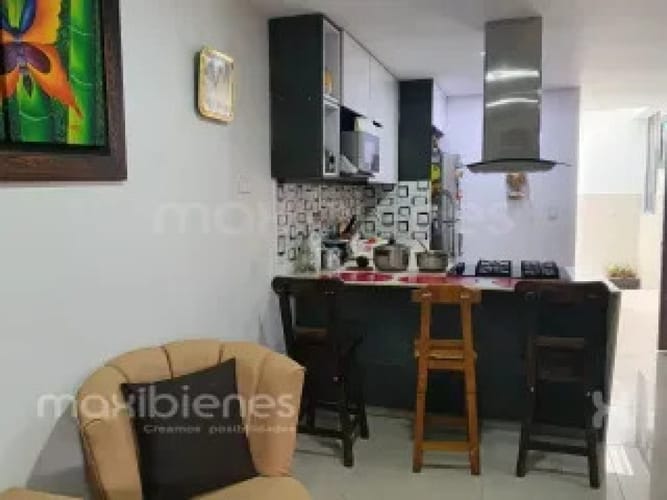 Casa de 4 alcobas en venta en La Ceja, 169 m² · foto 13 de 17